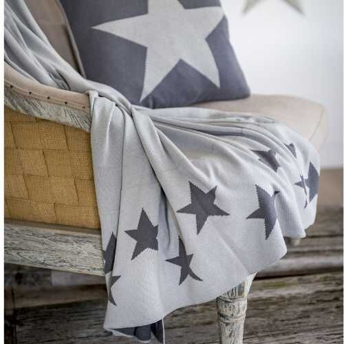 Retreat Double sided star throw