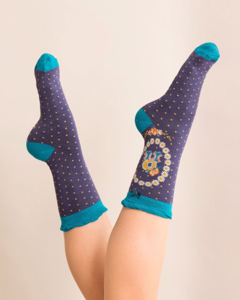 Powder Monogrammed Alphabet Socks R Number 36