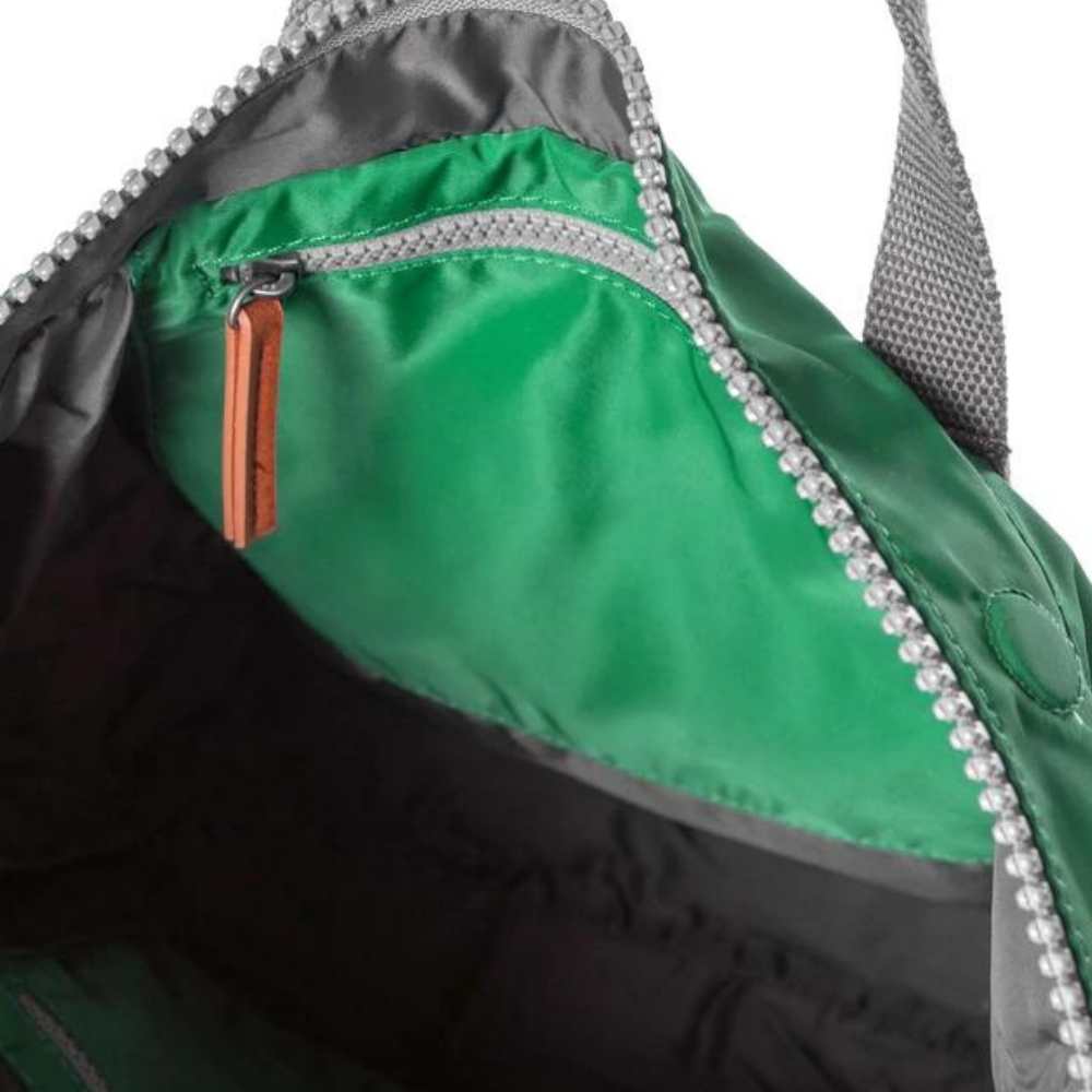 Roka Backpack Canfield B small in Emerald.