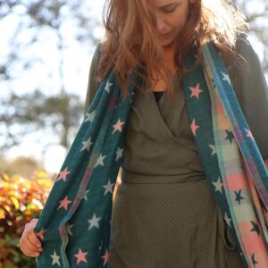 warm scarf reversible with stars