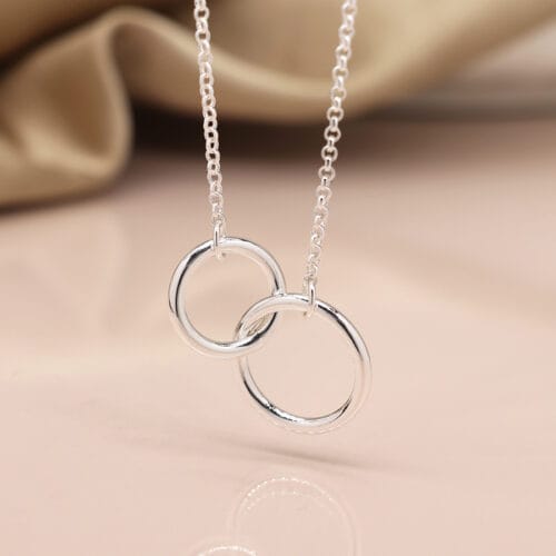 Silver plated interlinked necklace