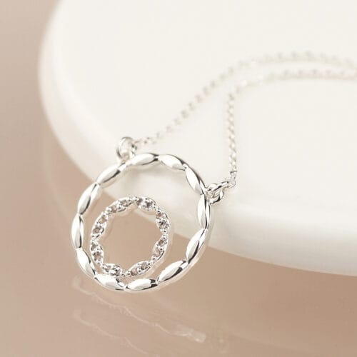 Silver plated sparkly necklace