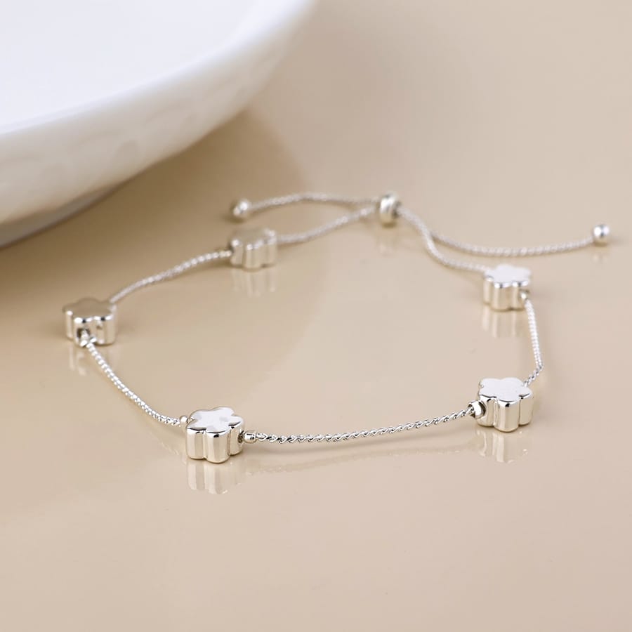 Silver plated flower bracelet